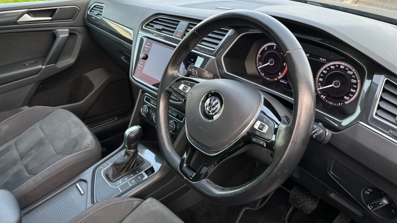Volkswagen Tiguan 2.0 TDi 150 SEL 5dr DSG Diesel Estate